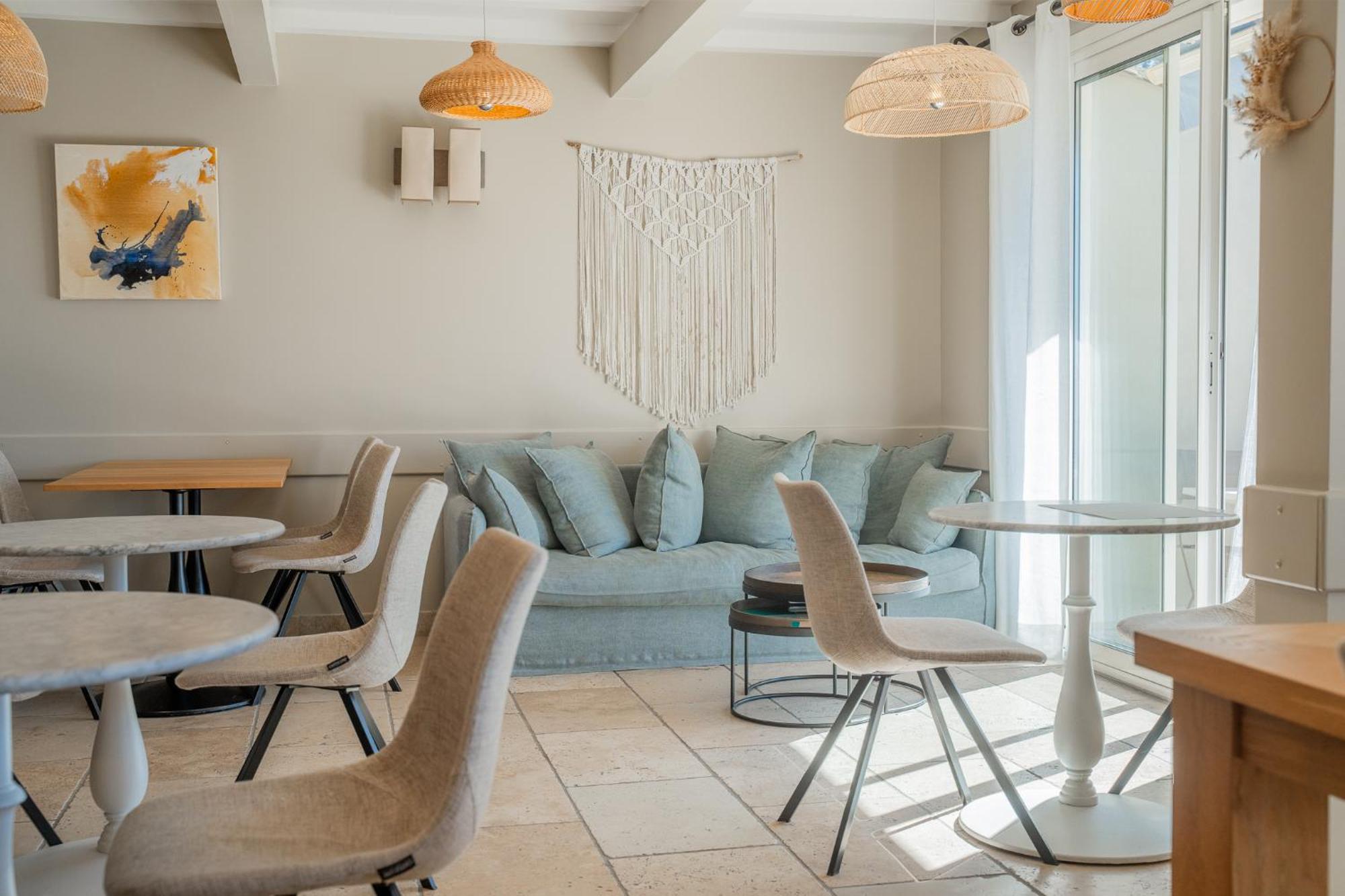 מנוסק Hotel Le Pre Saint Michel מראה חיצוני תמונה