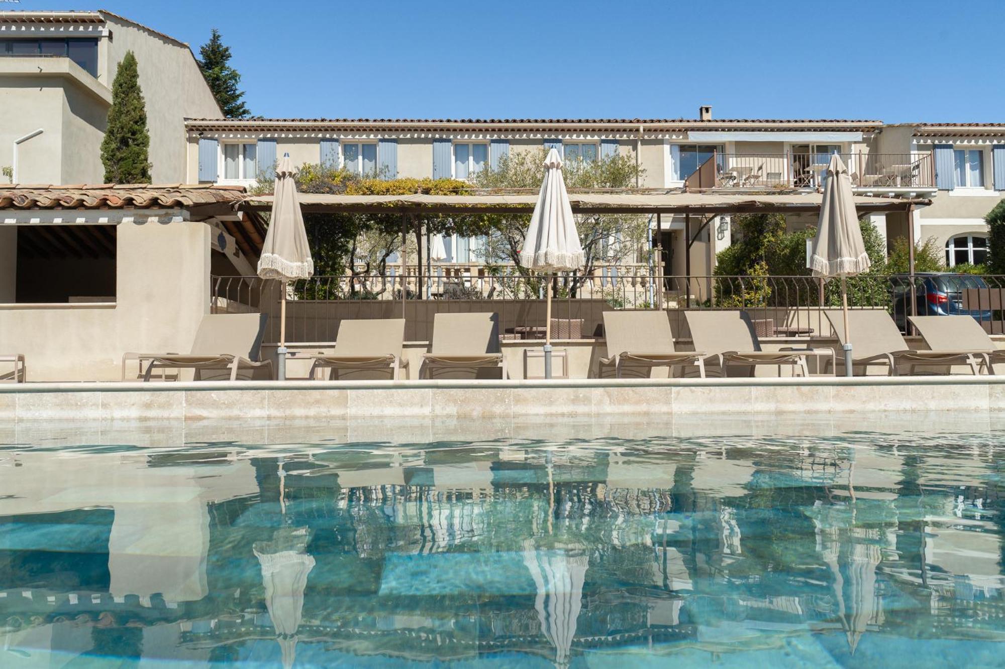 מנוסק Hotel Le Pre Saint Michel מראה חיצוני תמונה