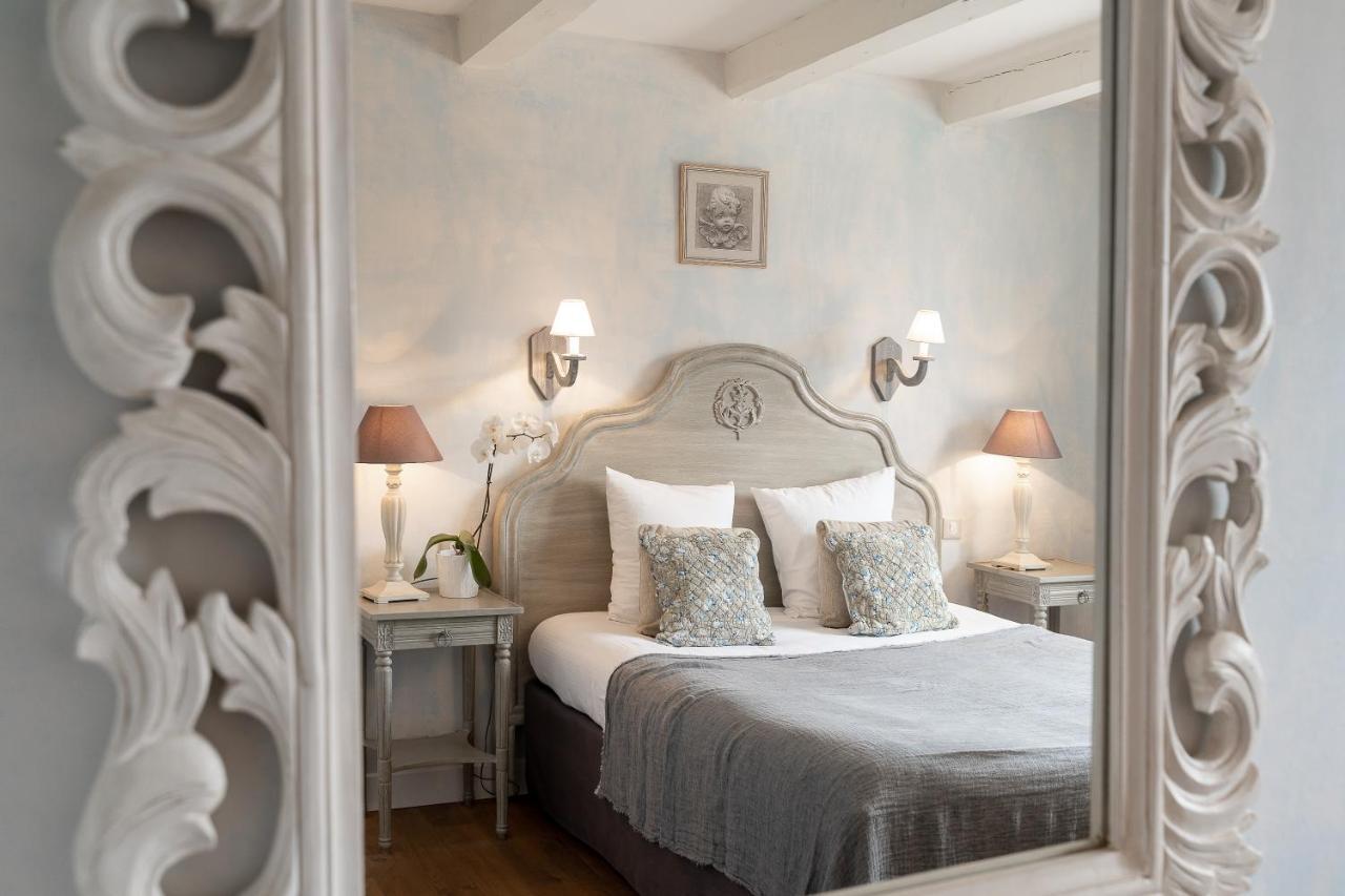 מנוסק Hotel Le Pre Saint Michel מראה חיצוני תמונה